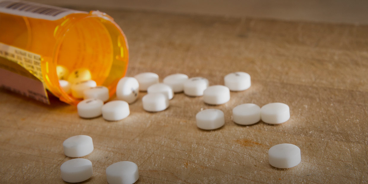 BernLLP-Slider-1240x620-opioid-02